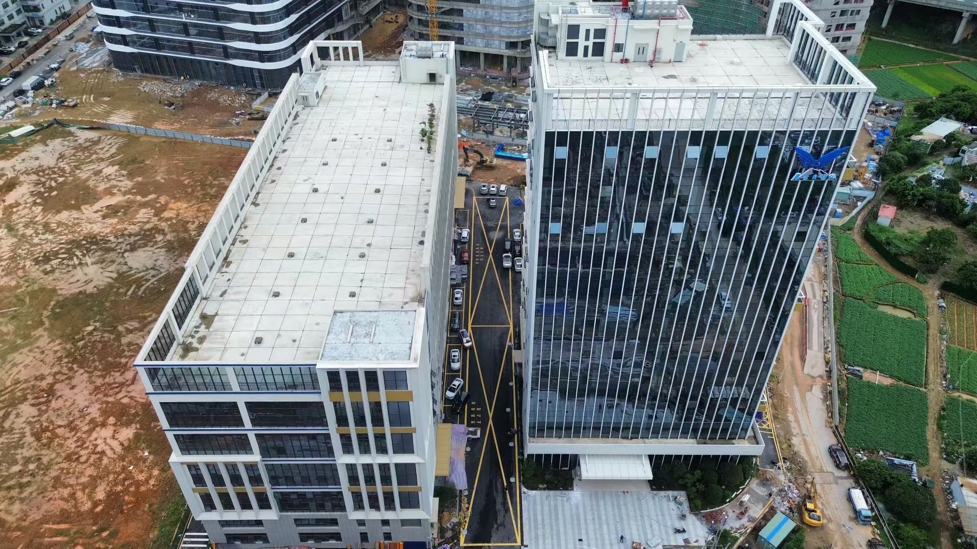 我司于2025年9月27日乔迁至自建展荣高新智能产业园